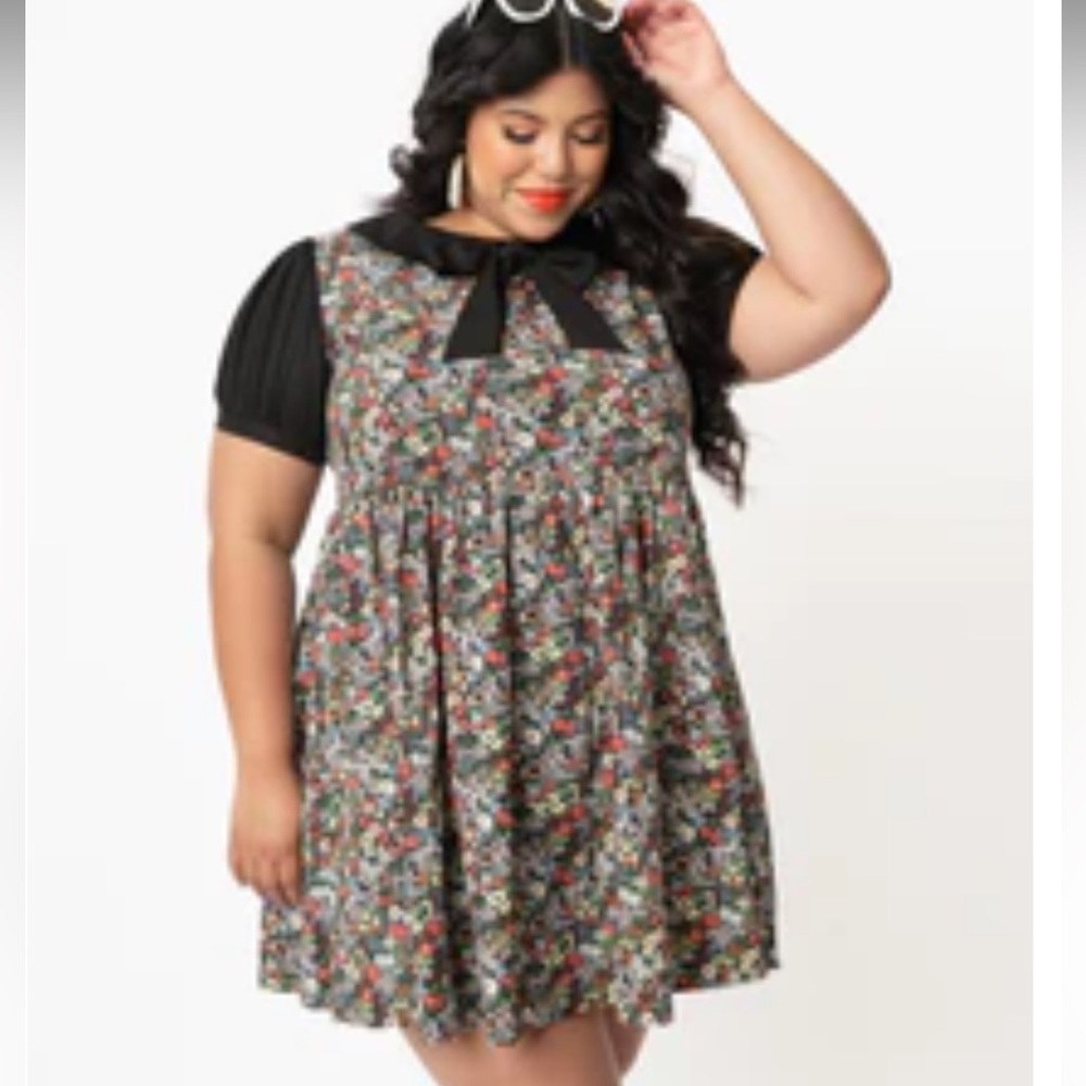 NWT Unique Vintage Floral Arden Babydoll Dress with Black Peter Pan Collar 1X 16